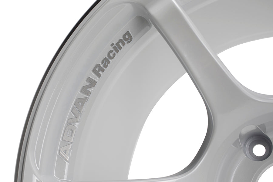 Advan RG-4 18x9.5 +25 5x112 Racing White Metallic & Ring