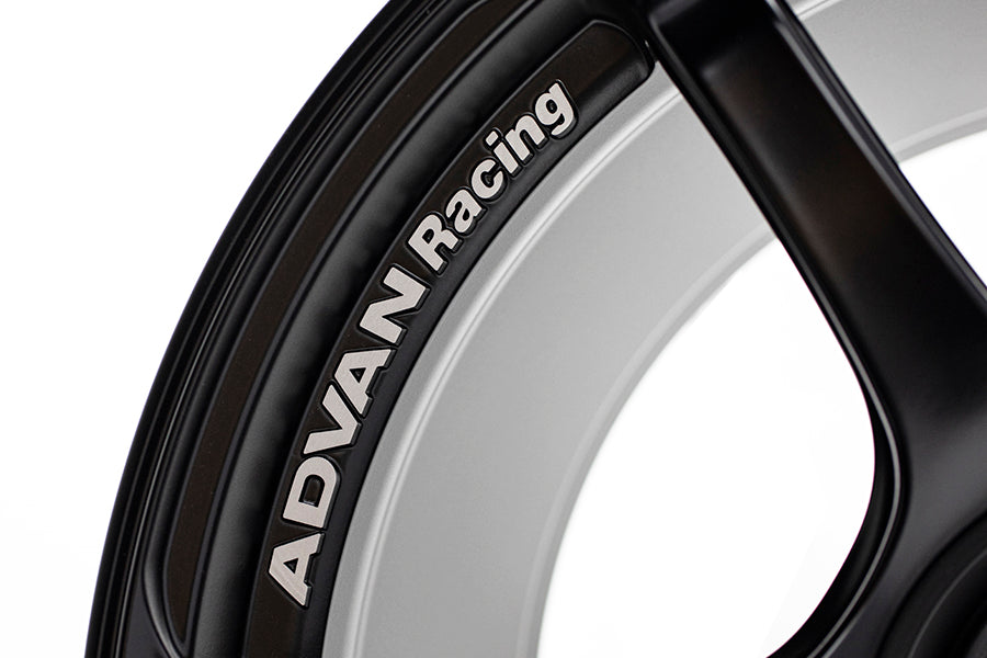 Advan RG-4 18x9.5 +12 5x114.3 Semi Gloss Black